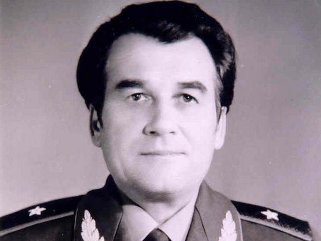 Генерал Ветров Луганск