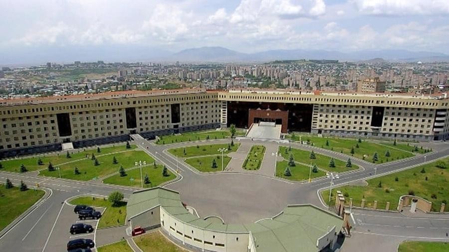В Карабахе мир заявил глава Минобороны Армении 10 ноября 2020