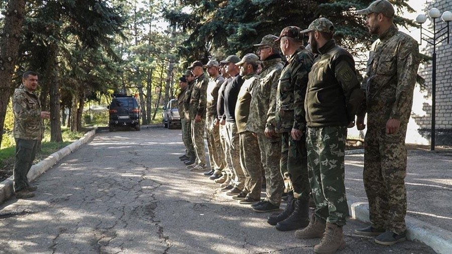 перемирие в Донбассе нарушают украинские нацисты